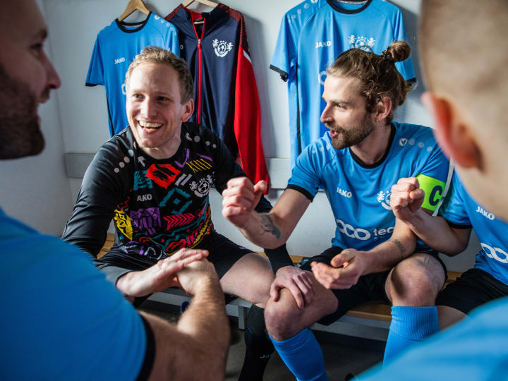 Fu ball Trikot selbst gestalten Trikot designen TeamShirts